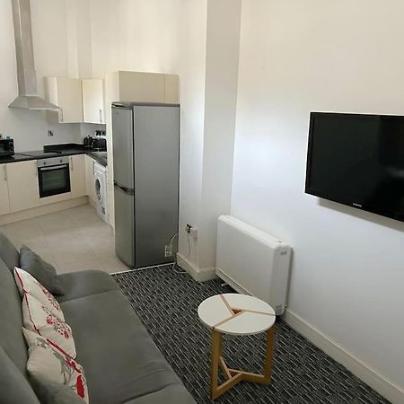 מנצ'סטר Modern 1 Bed Apartment In Salford מראה חיצוני תמונה