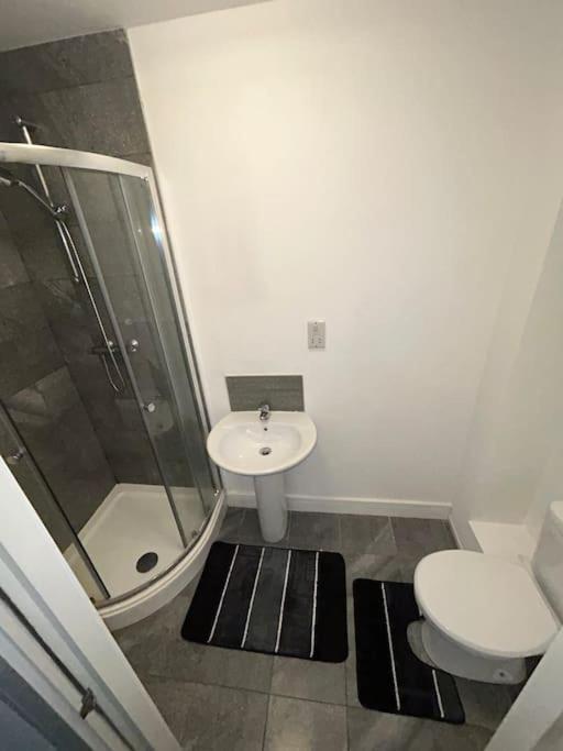 מנצ'סטר Modern 1 Bed Apartment In Salford מראה חיצוני תמונה